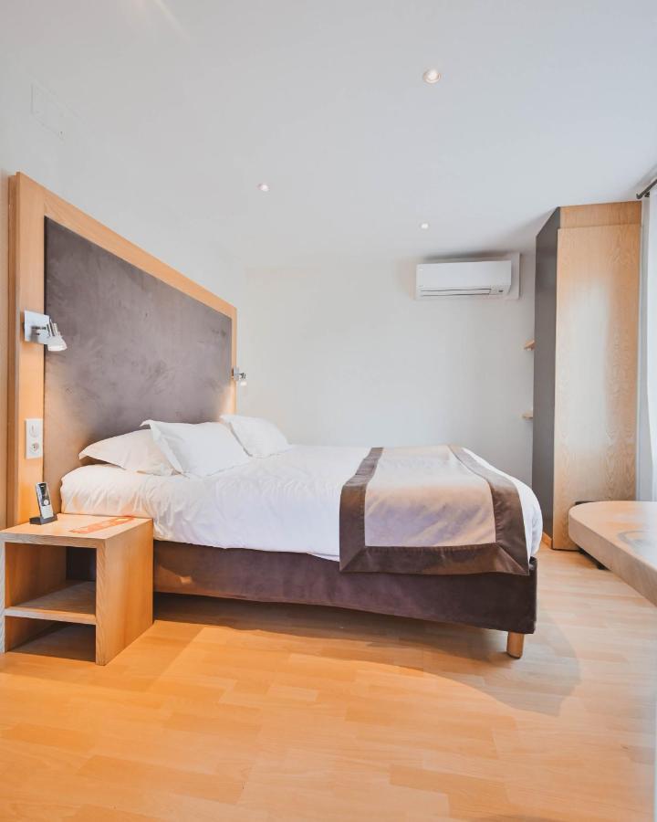 The Originals Boutique, Hotel Du Pont Roupt, マンド エクステリア 写真